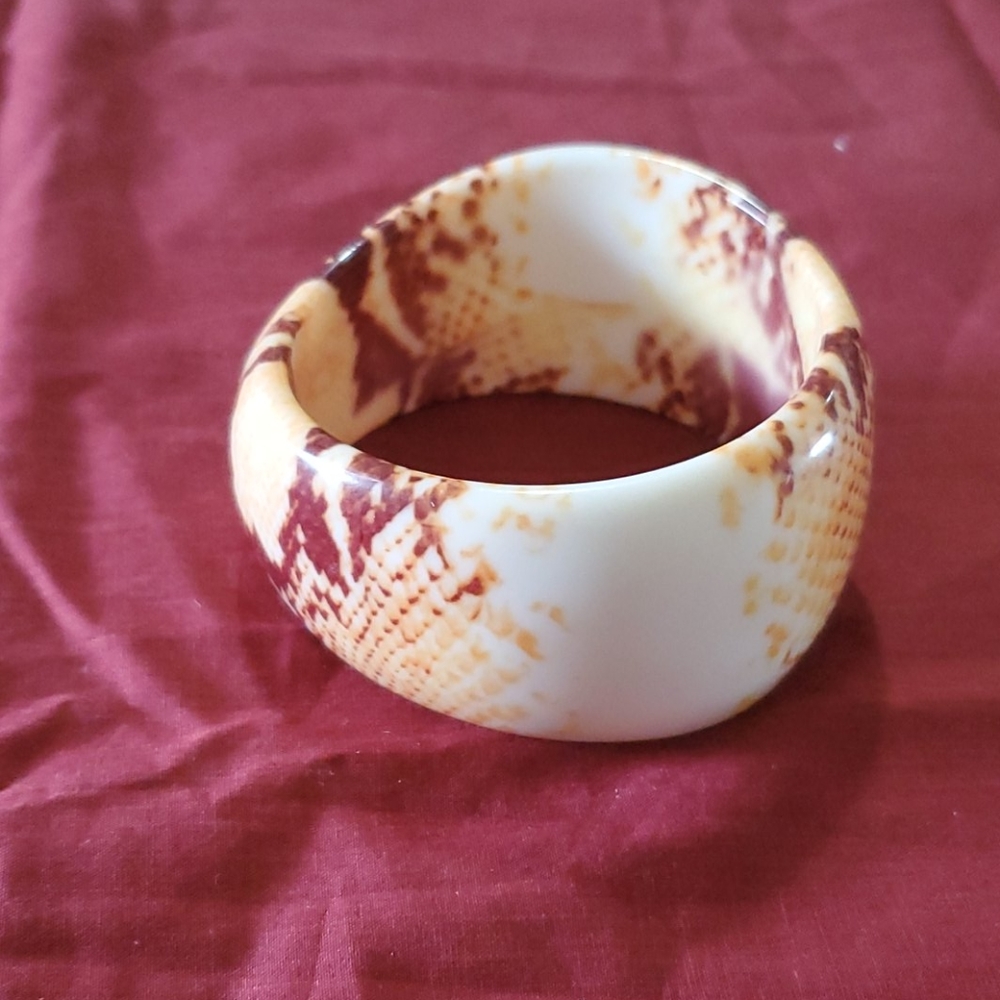 Bangle - Picture 3 of 3